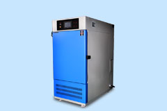 用戶在使用藥品穩(wěn)定性試驗箱時應(yīng)注意哪些？